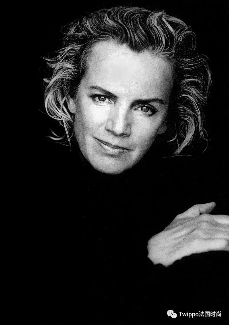 优衣库日本被疯抢,优衣库被哄抢完整版