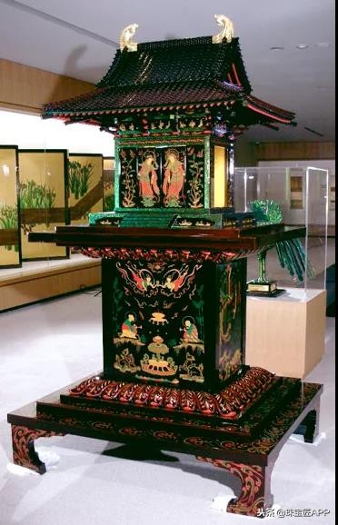 昆虫做的珠宝首饰,用昆虫做的艺术品