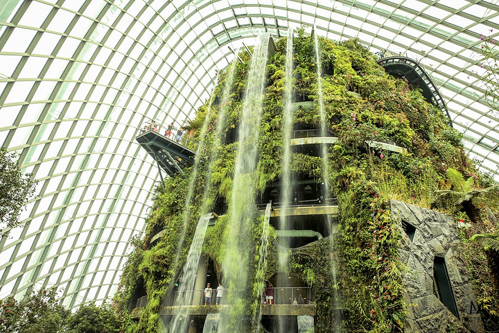 新加坡旁边是什么国家,新加坡是怎样一个国家