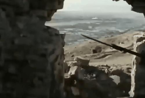 “三三制”拍出来不好看？密集冲锋的“人海战术”就好看了吗？