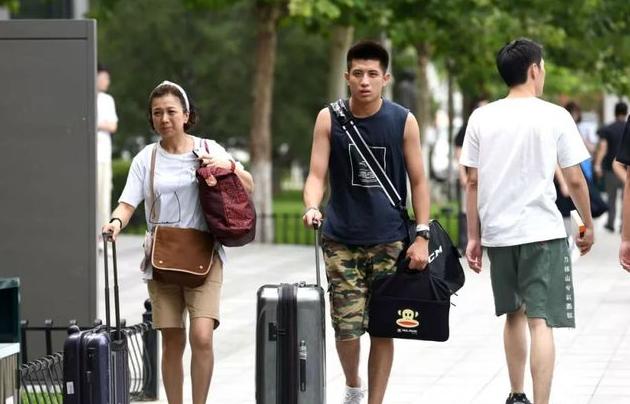 单招和统招专科有什么区别,单招专科和统招大专毕业证一样吗