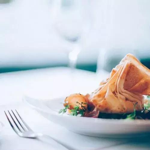 宝宝肌肤的保养知识,宝宝皮肤保养小技巧