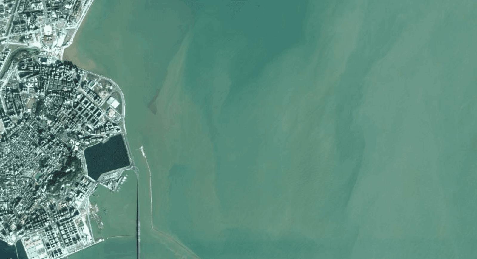 港珠澳大桥俯瞰全景真的太壮观了,港珠澳大桥人工岛俯瞰全景图