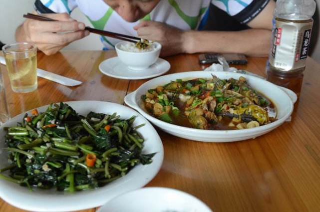 为啥刚吃完饭就拉稀,为什么刚吃完饭就拉稀了