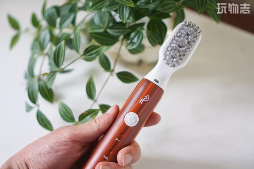 用声波震动来洗鞋子,声波清洗鞋子