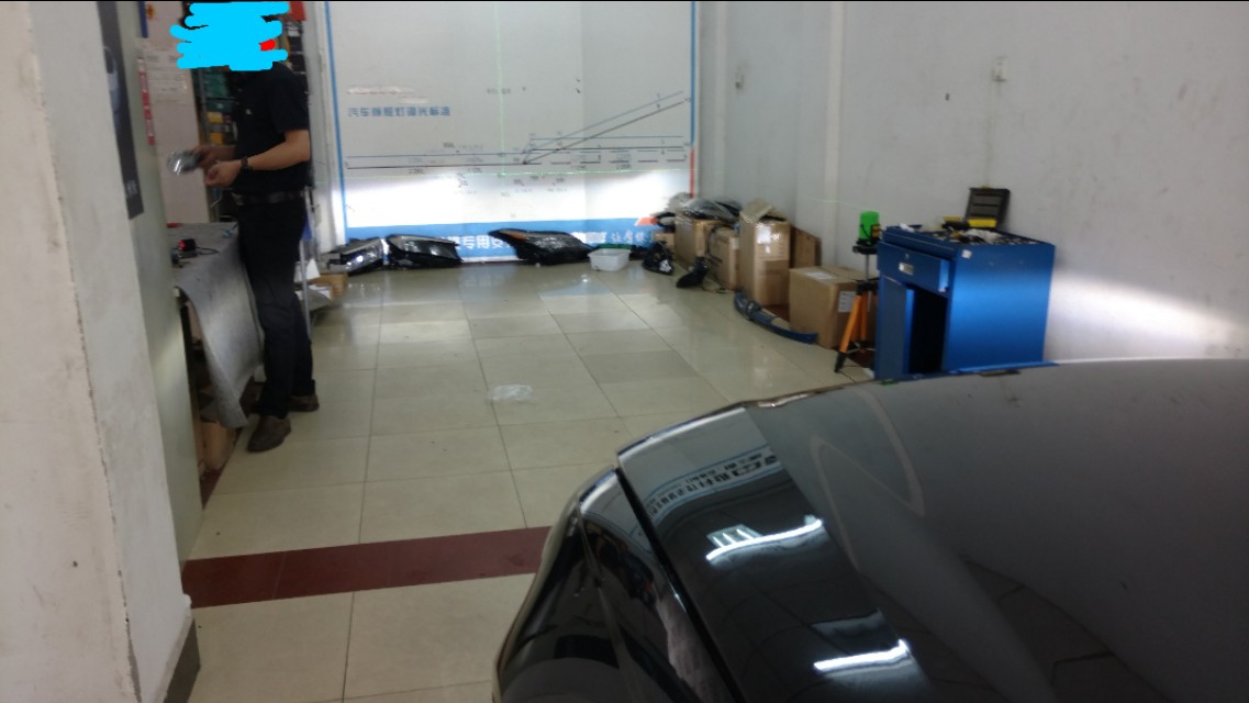 苏州奥迪a6大灯改装led大灯,长沙改led汽车大灯