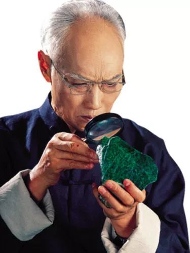 翡翠原石马崇仁 (翡翠大王马崇仁讲解翡翠赌石知识)