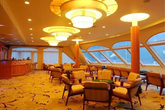 世界顶级豪华游轮合集,世界上7个不可思议的豪华游轮