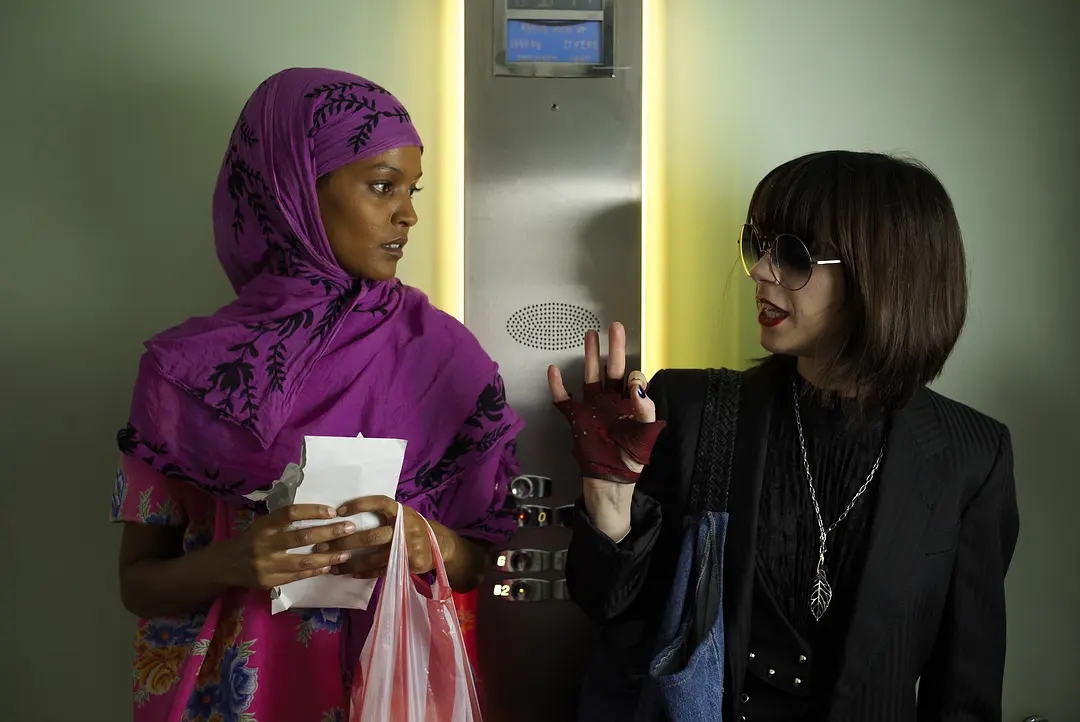 逃离非洲的黑人女名模揭露比中国古代女人裹脚更残忍的女性割礼