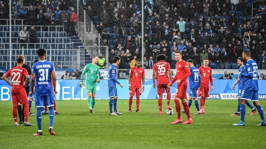 拜仁6连胜霍村,拜仁极端大闹霍村主场