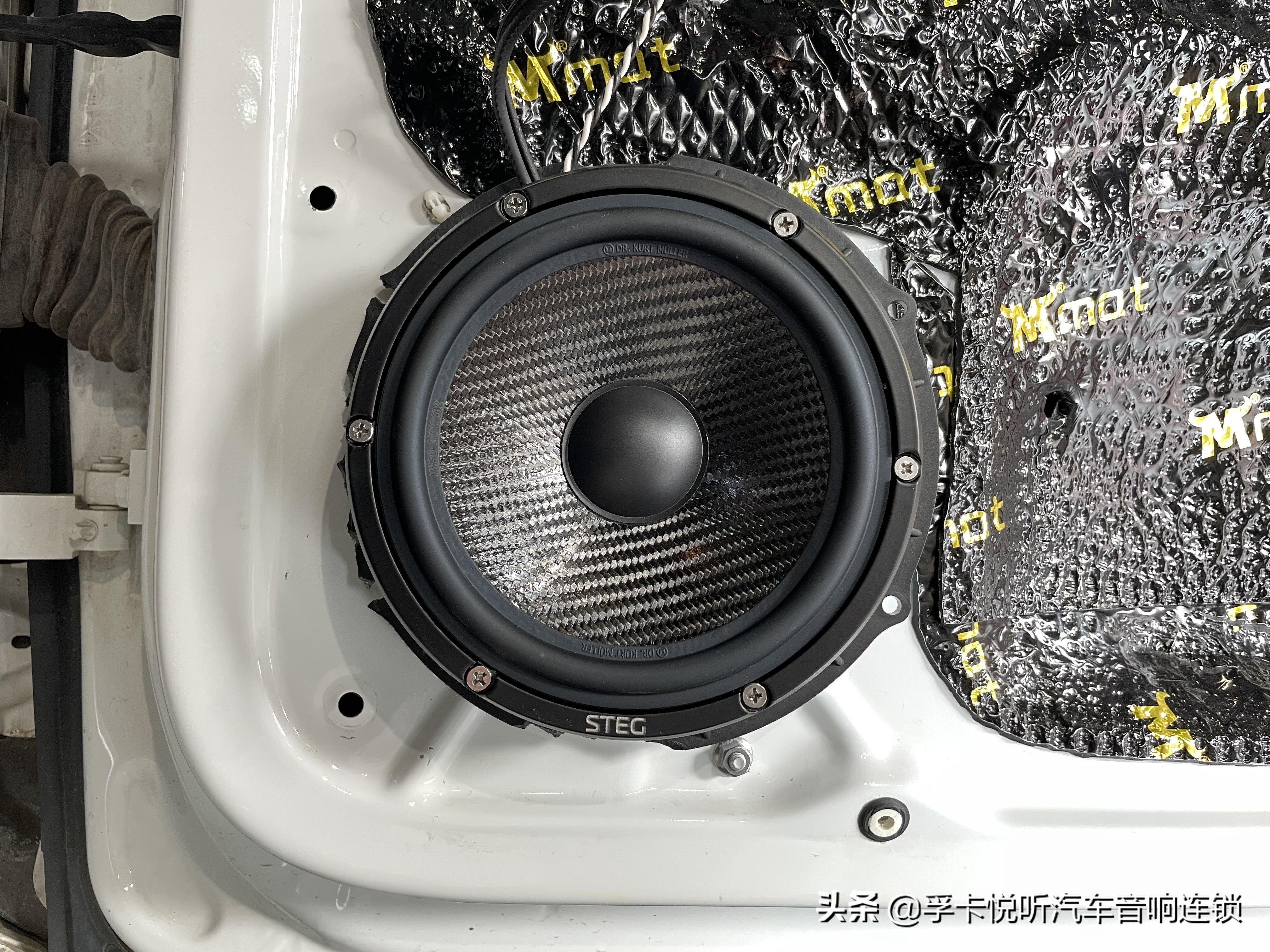 音响改装汽车音响贵,大众朗行音响改装家用效果图