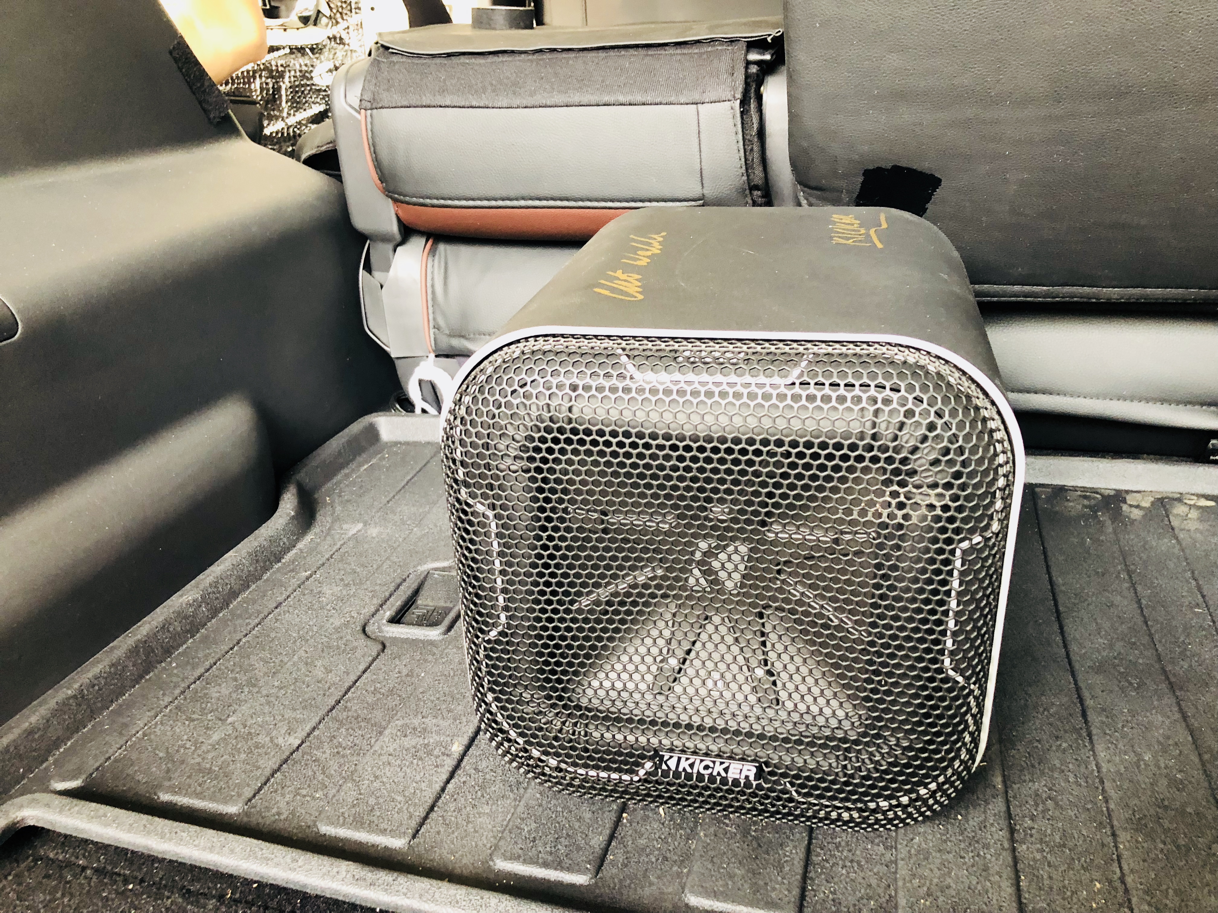 三菱帕杰罗2022款声浪,三菱帕杰罗劲畅风噪