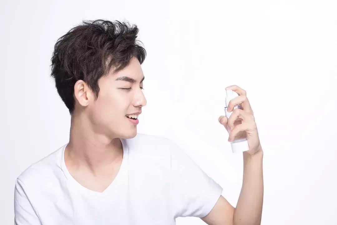 什么护肤水保湿效果好又实惠,护肤水有必要用好点的吗