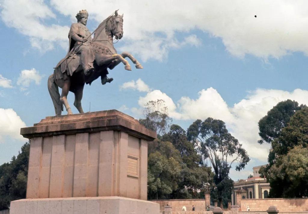 埃塞俄比亚首都亚的斯亚贝巴全景,走进埃塞俄比亚