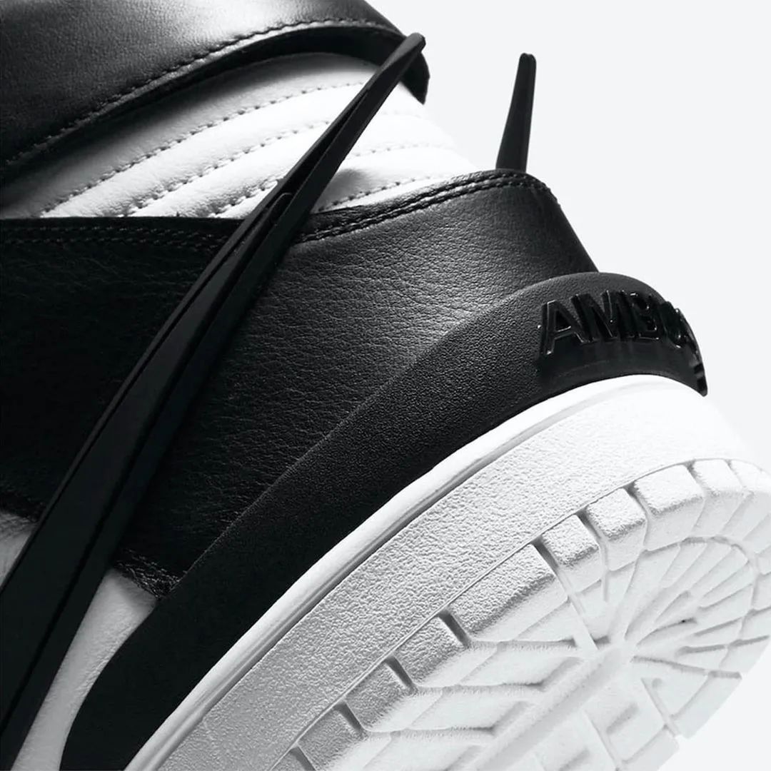 欧阳娜娜同款潮流品牌,欧阳娜娜同款联名卫衣