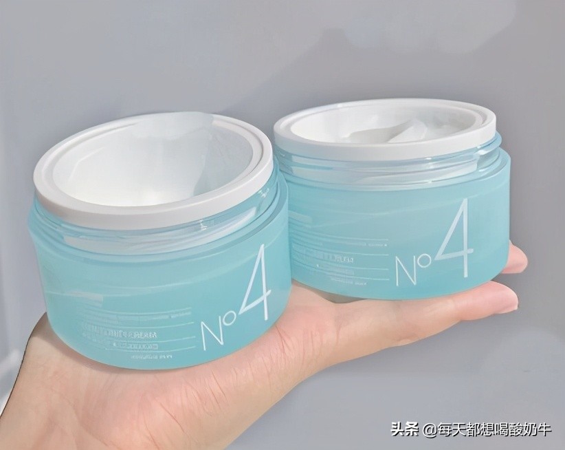 送媳妇什么礼物她会更开心,送女生什么会让女生开心