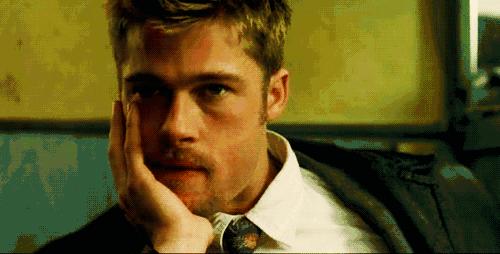 脸被打了两拳会有事吗,脸上被人用拳头打了会是怎样