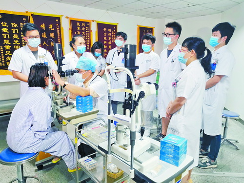 科宏眼科院长,科宏眼科网上预约挂号