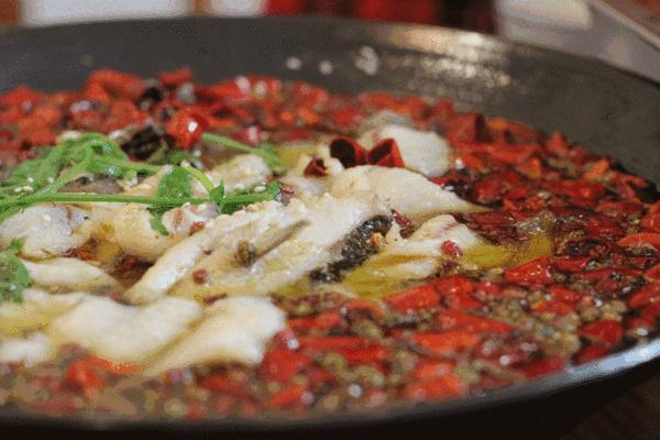 有柴油味的鱼怎么回事,有柴油的鱼可以吃吗