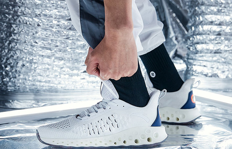 匹克安踏李宁361鸿星尔克哪个好,李宁361和安踏哪个质量更好