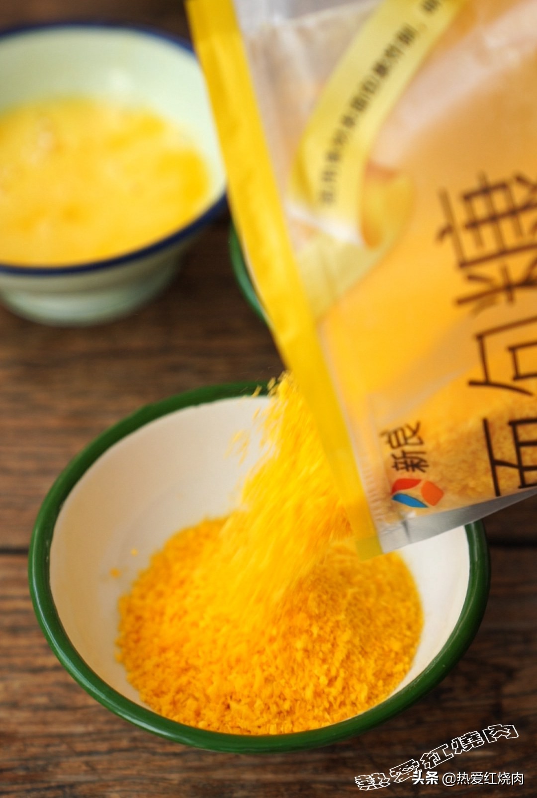 鸡翅最好吃的做法入口酥脆,鸡翅要怎么炸才好吃又有营养