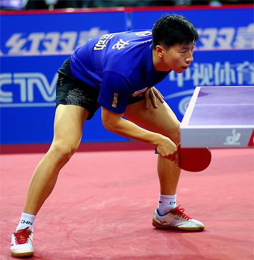 乒乓球很久没打怎么才能迅速上手,乒乓球业余爱好者如何改动作