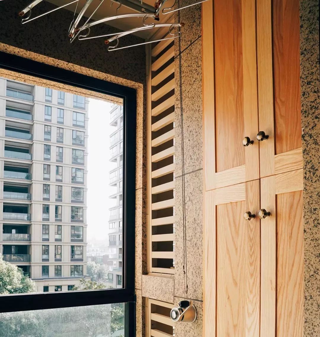 90后花9000元爆改老房子,90后夫妻精心改造精装房