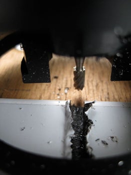 为书房DIY一台简易功放，机箱采用铝塑板自己制作，简约又好声