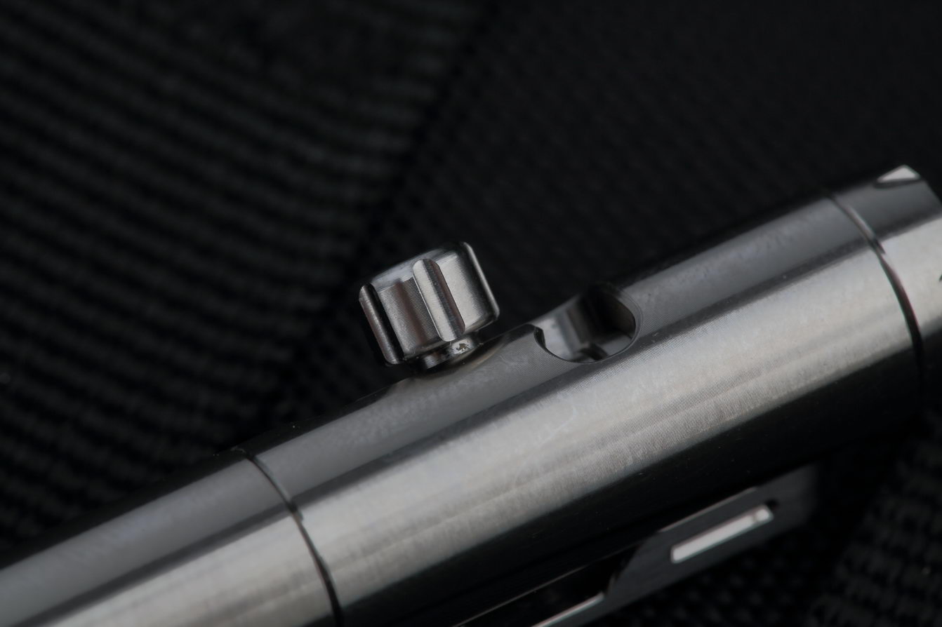 nitecore全系列评测,钛合金战术笔ntp30