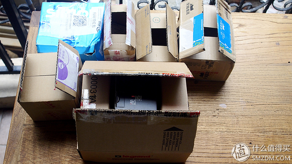 罗格朗开关插座内部结构如何组装,施耐德罗格朗西蒙哪个性价比高