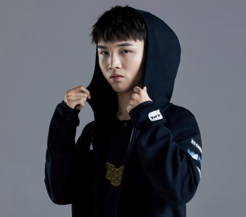 英雄联盟rng职业选手生涯故事,英雄联盟lpl选手编号是多少