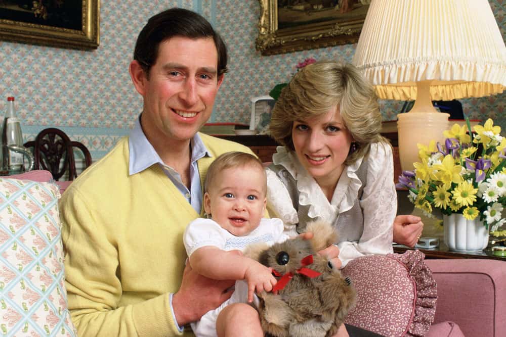 38岁的戴安娜,戴安娜生第一胎和查尔斯合影