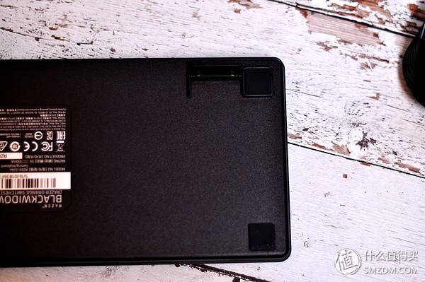 雷蛇黑寡妇v3键盘怎么连接ipad,雷蛇黑寡妇蜘蛛机械键盘灯光