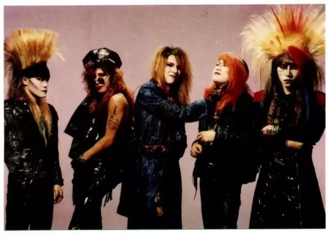 一起感受一下过去的时代,一起回到上世纪20年代的上海