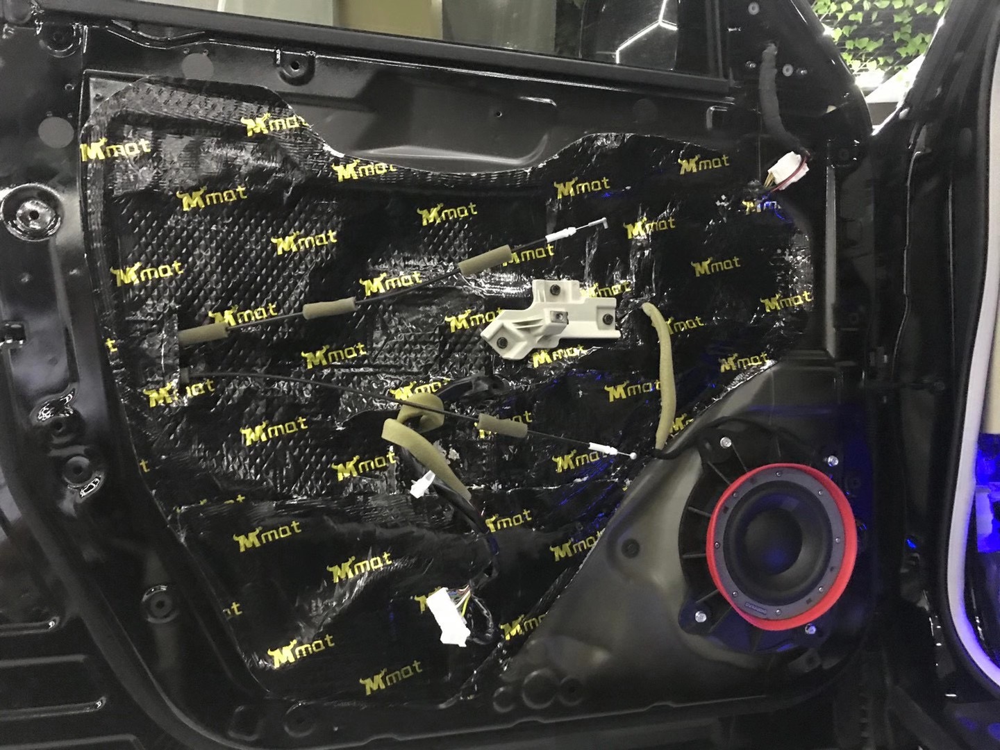 23款途乐改装全车内饰隔音过程,如何给日产途乐进行汽车隔音