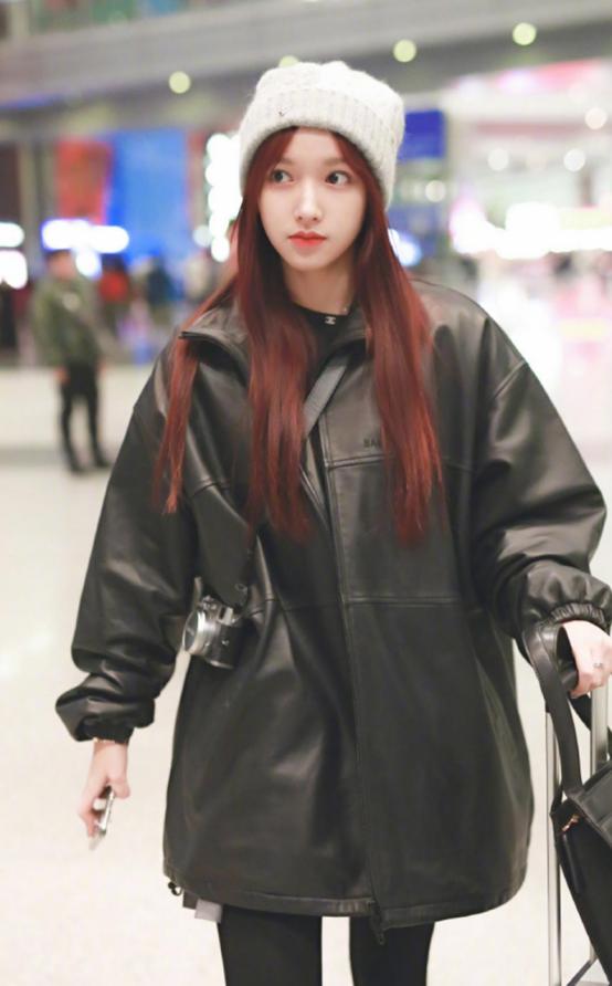 程潇皮衣穿搭,程潇同款甜酷风穿搭教程