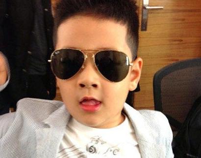 平价墨镜怎么挑,买的黑墨镜看不清咋办