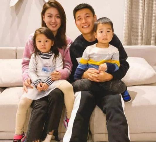 武磊夫妻感谢中国人,武磊妻子视频完整版