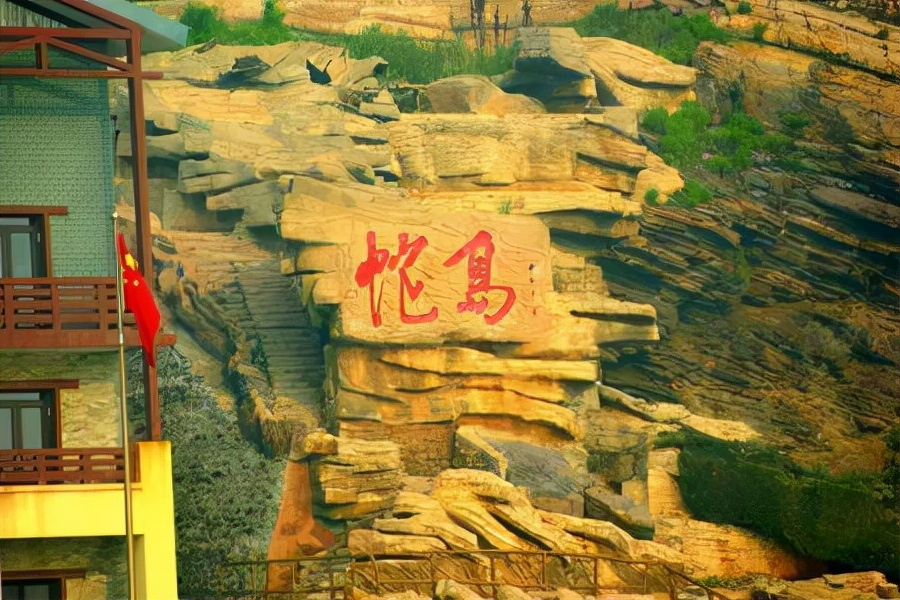 雄黄粉能驱蛇吗对人畜有无危害,蛇为什么害怕雄黄粉