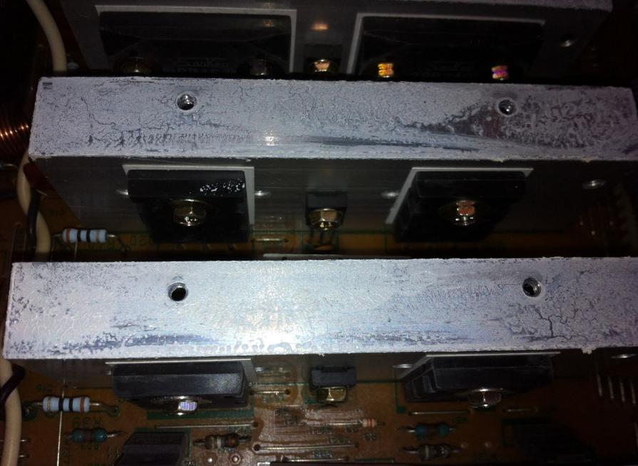 修一台建伍高端功放内部线路不亚于一台黑白电视机