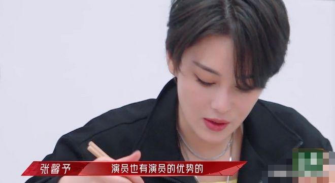 从“华策一姐”到18线小透明，被王思聪猛锤的贾青，不值得同情