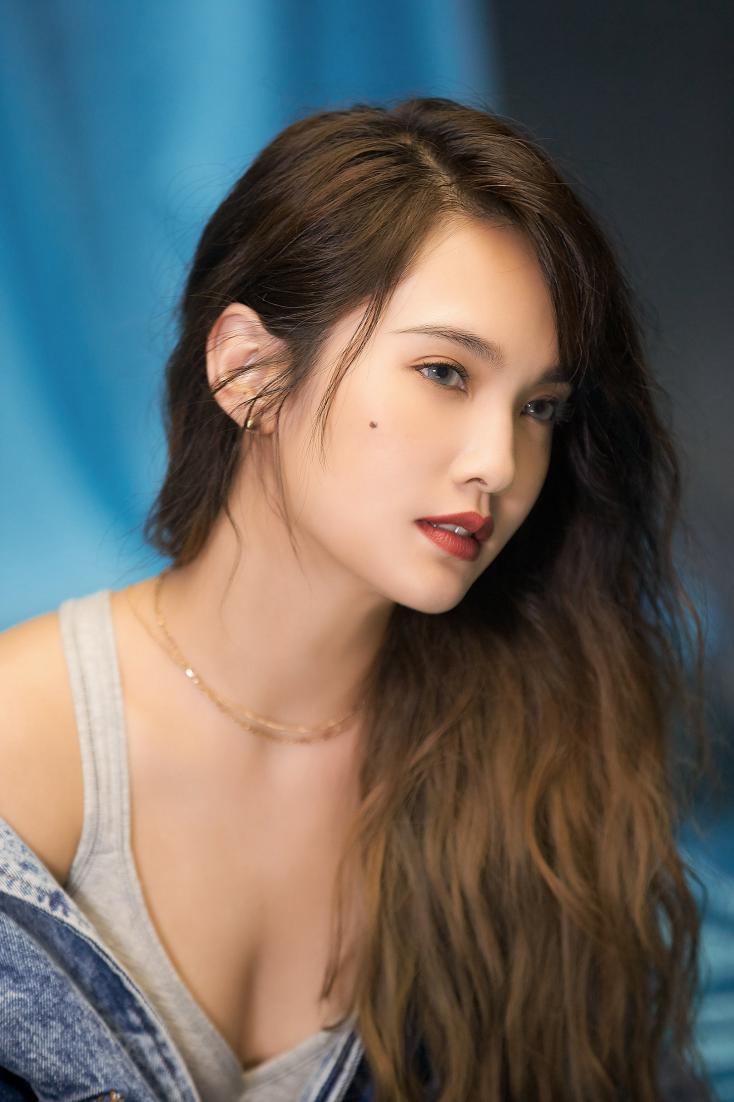 三个地方有痣的女人越长越仙气,长痣的女人特征