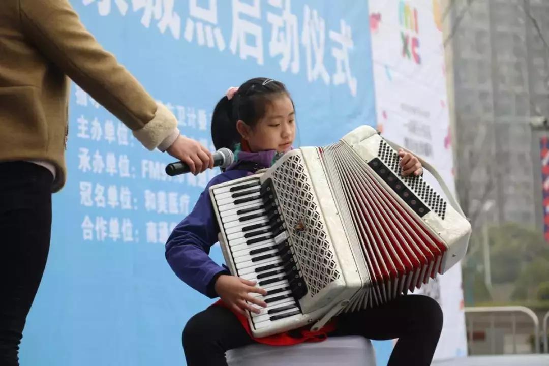 喂爱坚持、恒温守护--南通万象城和美家“母爱10平方”揭牌