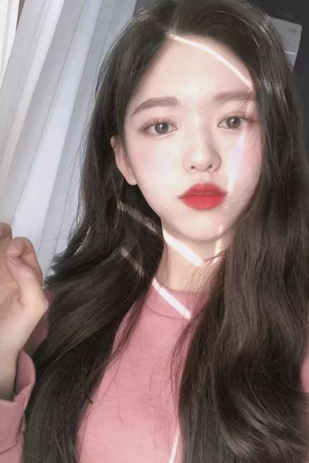 黄黑皮适合的蓝色系发色推荐,显白发色2020流行色黑黄皮冷色系