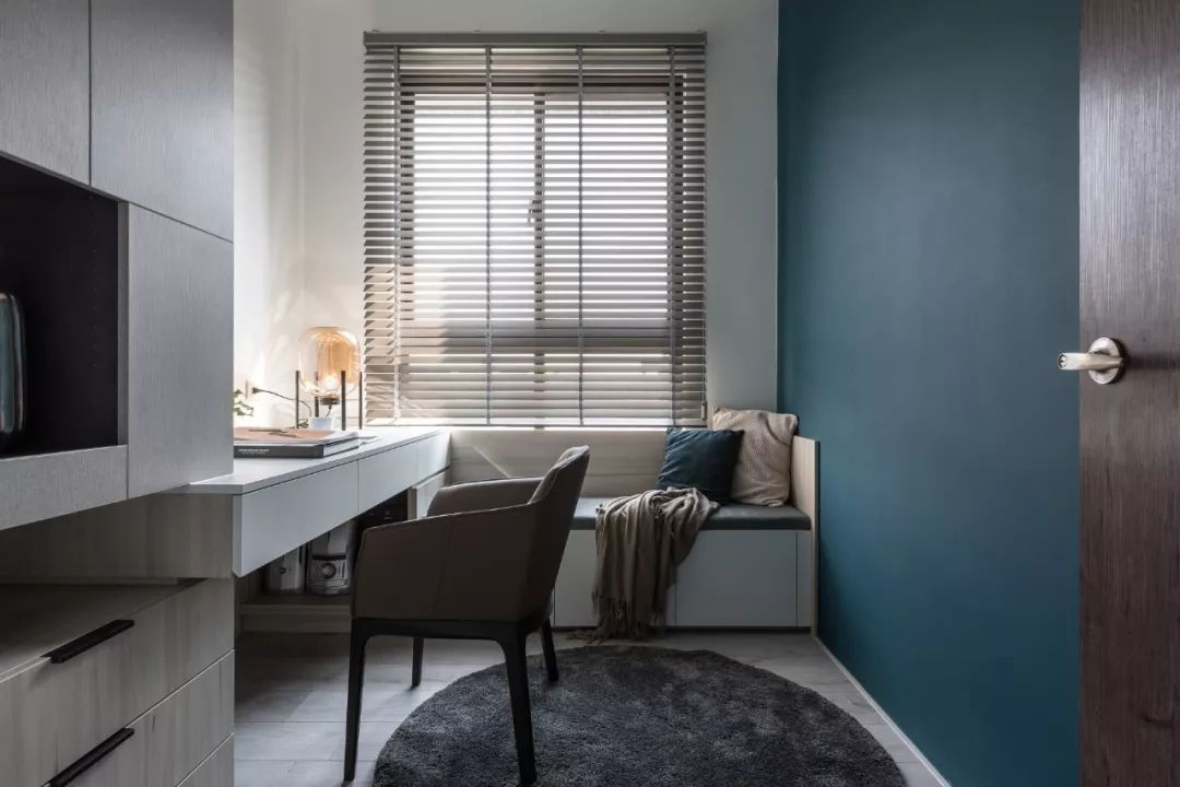 房间小柜子和书桌怎么设计,全屋定制小柜子和隐藏式书桌