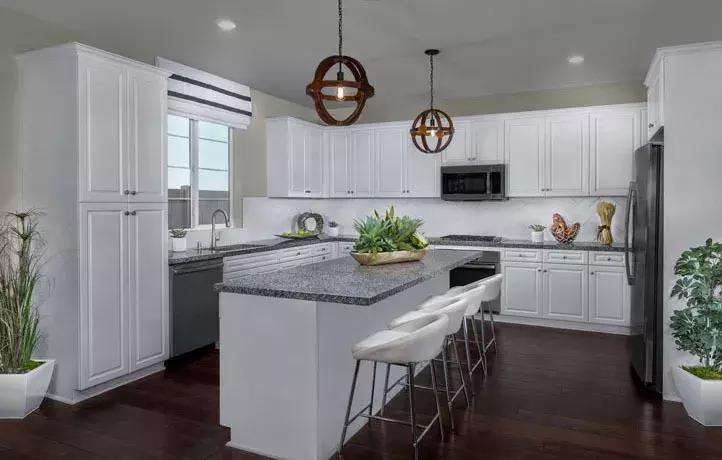 新建区毛坯房捡漏房,新房捡漏90平