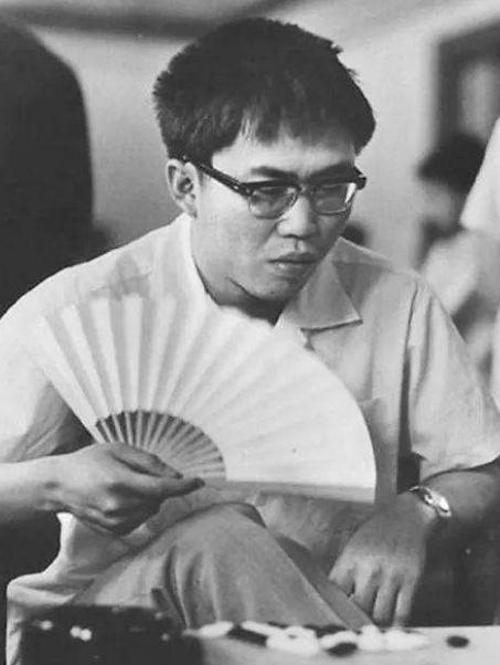 中国进世界杯聂卫平开茅台,聂卫平送中国足球酒