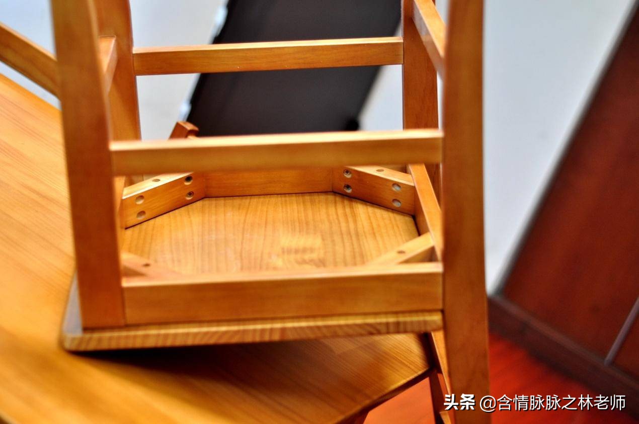 最新款式餐桌家用,实用实木餐桌款式推荐