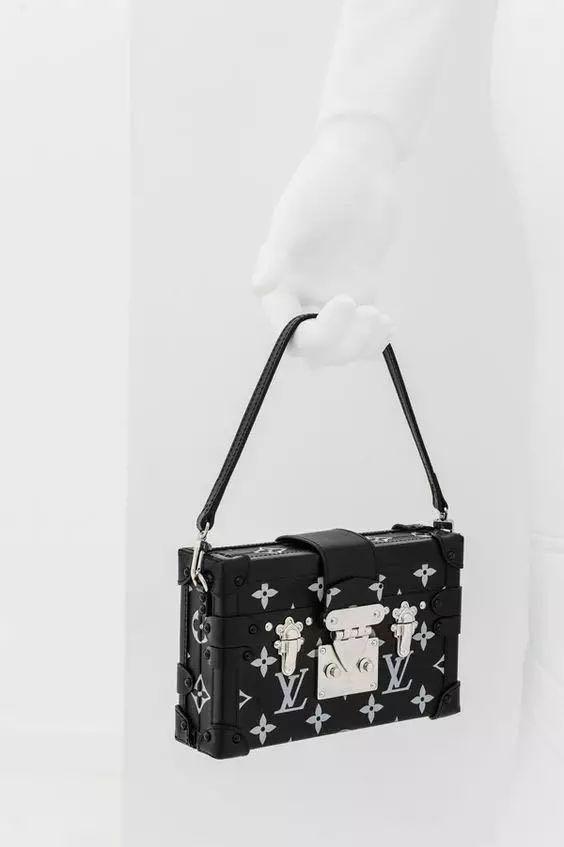 lvpetitemalle真假,lvpetitemallesouple保值吗