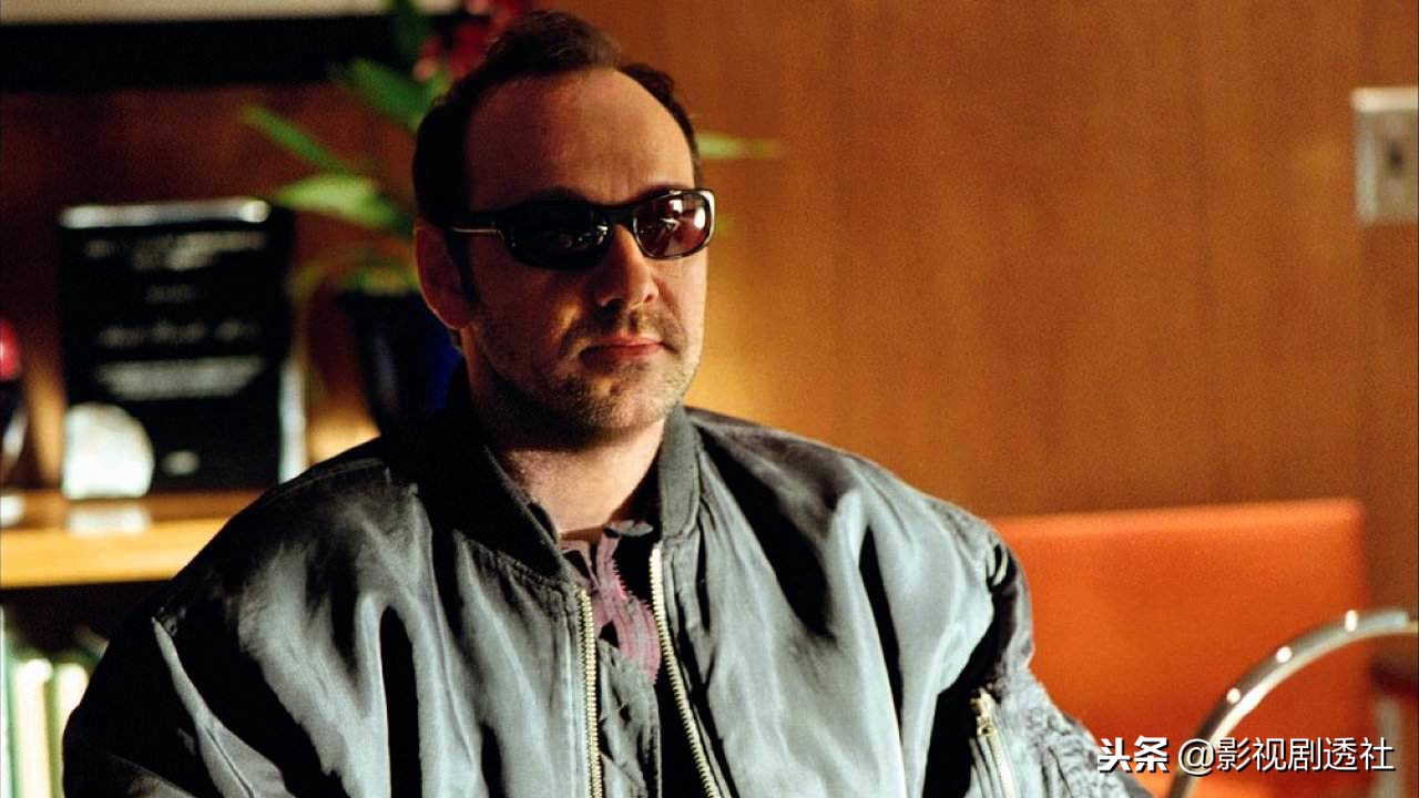 推荐经典的精神分裂电影,十大难懂精神分裂电影